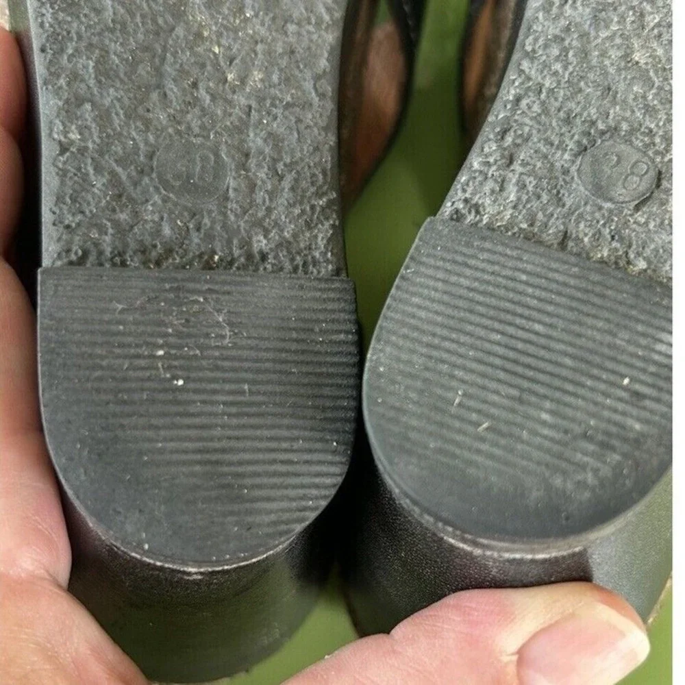 Taos Footwear great pre